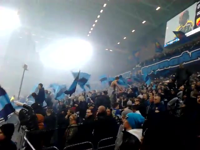 Den som inte hoppar...